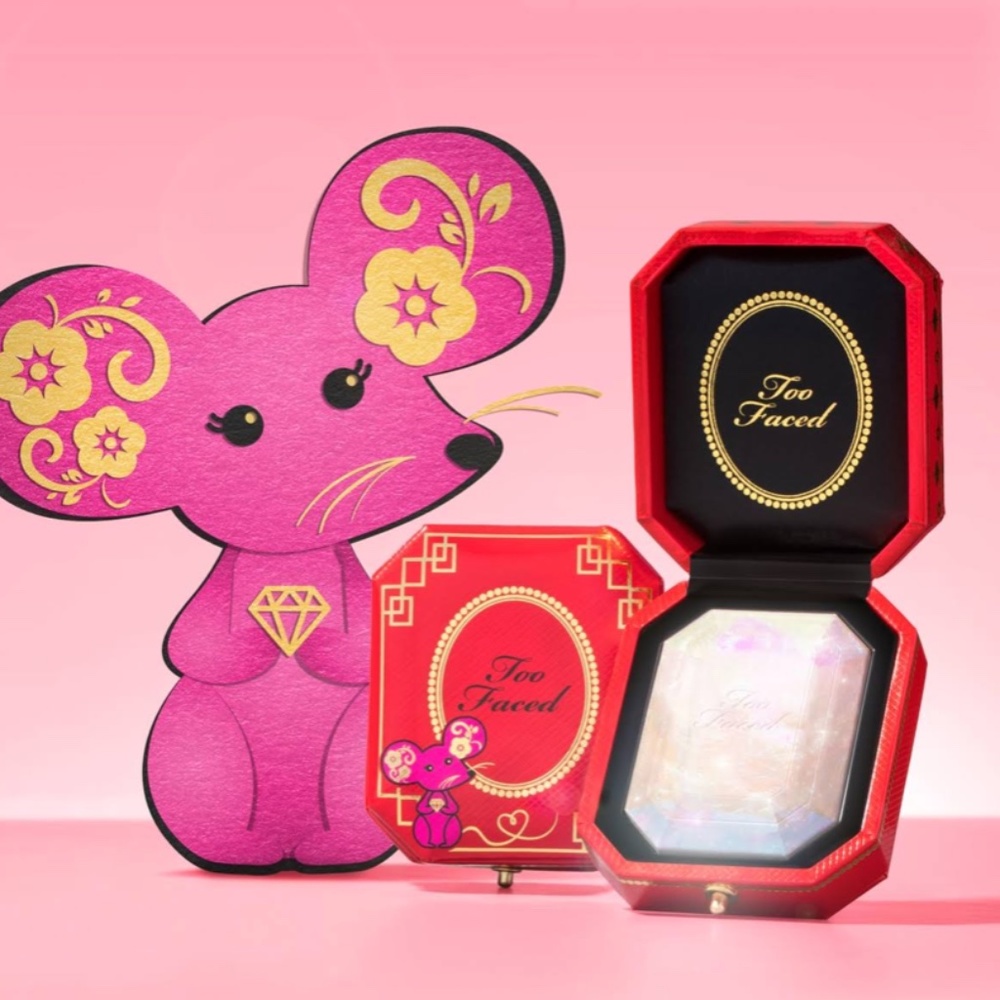 Too Faced Diamond Light Highlighter